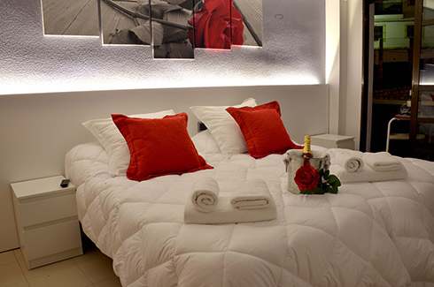Standard Room with Balcony 2